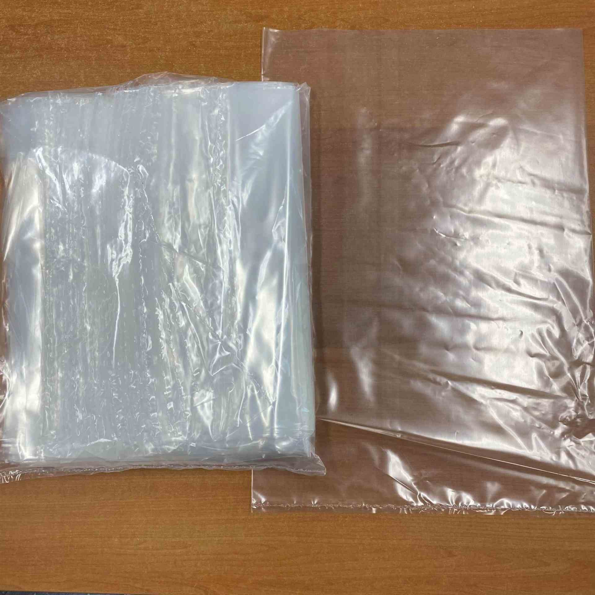 Plastic Bags - Large 100 Pack (305mm X 460mm) (LGE)